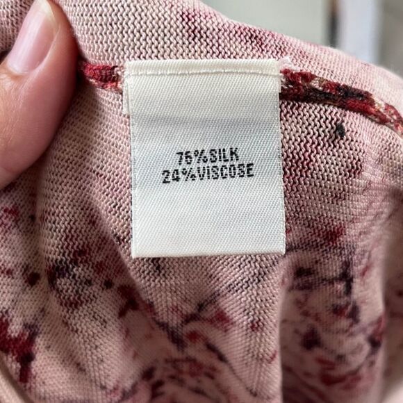 Kenneth Cole Women Size M Purple Pink Silk Knit Cardigan Sweater Button Office - Picture 15 of 15